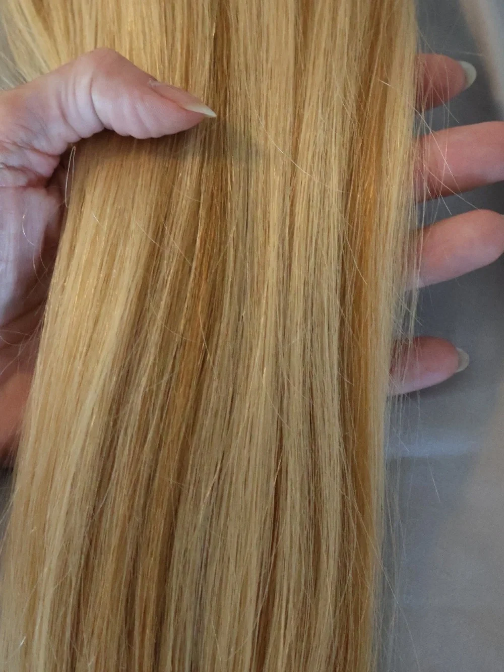 NEW 12A grade human hair genius weft rooted #8/#22 - 20in blonde extensions